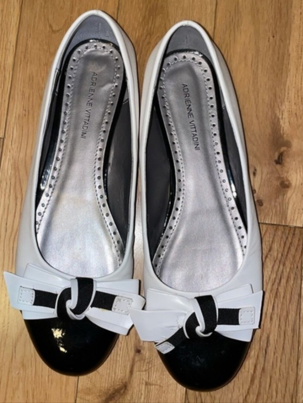 ADRIENNE VITTADINI AV Vicki Black & White Patent Bow Ballet Flats 8.5M